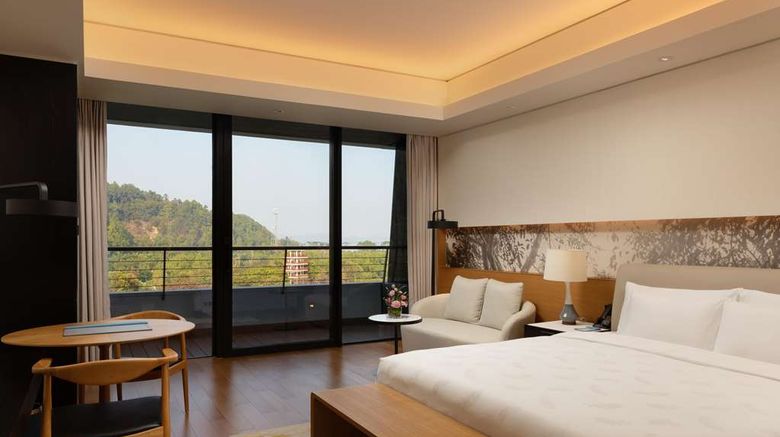 <b>LN Garden Hotel Guangzhou Nansha Room</b>. Images powered by <a href="https://iceportal.shijigroup.com/" title="IcePortal" target="_blank">IcePortal</a>.