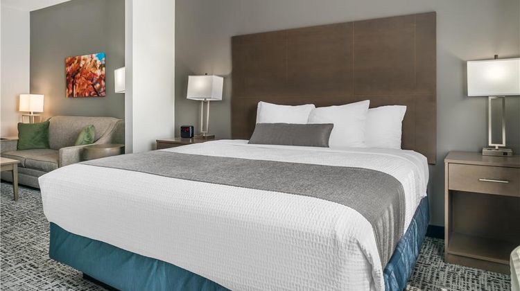 Best Western Plus Wayland Hotel Suite