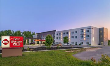 Best Western Plus Wayland Hotel