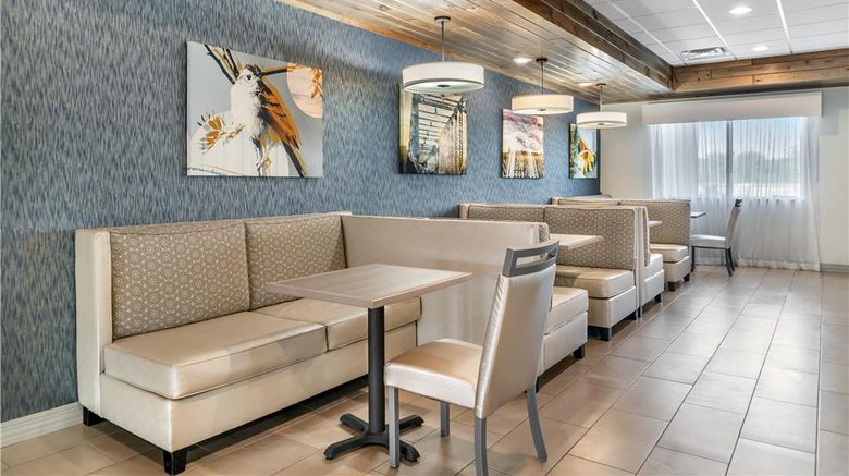 <b>Best Western Plus Wayland Hotel Restaurant</b>. Images powered by <a href="https://iceportal.shijigroup.com/" title="IcePortal" target="_blank">IcePortal</a>.