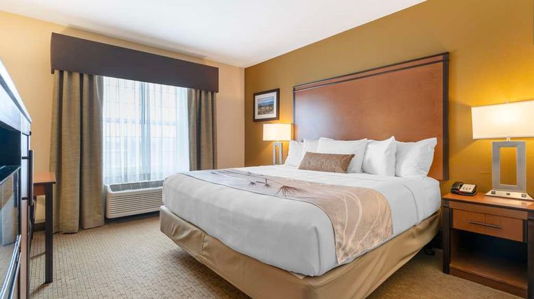 <b>Best Western Plus Bend North Room</b>. Images powered by <a href="https://iceportal.shijigroup.com/" title="IcePortal" target="_blank">IcePortal</a>.