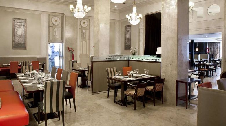 <b>Savoy Hotel Buenos Aires Restaurant</b>. Images powered by <a href="https://iceportal.shijigroup.com/" title="IcePortal" target="_blank">IcePortal</a>.