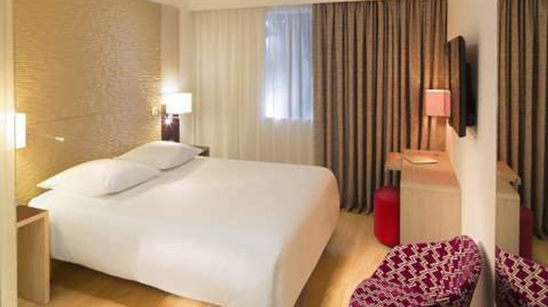 <b>Hotel Oceania Rennes Room</b>. Images powered by <a href="https://iceportal.shijigroup.com/" title="IcePortal" target="_blank">IcePortal</a>.