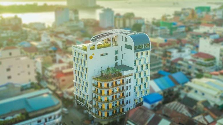 <b>Sun & Moon Urban Hotel Exterior</b>. Images powered by <a href="https://iceportal.shijigroup.com/" title="IcePortal" target="_blank">IcePortal</a>.