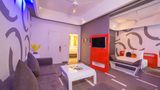 Sun & Moon Urban Hotel Suite