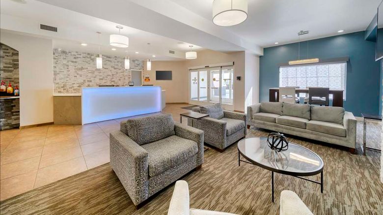 <b>Best Western Crater Lake Hwy White City Lobby</b>. Images powered by <a href="https://iceportal.shijigroup.com/" title="IcePortal" target="_blank">IcePortal</a>.