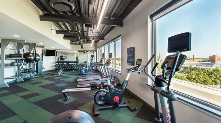 Hampton Inn & Suites Fort Wayne Downtown Health