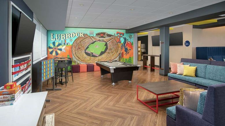 <b>Tru by Hilton Lubbock Southwest Lobby</b>. Images powered by <a href="https://iceportal.shijigroup.com/" title="IcePortal" target="_blank">IcePortal</a>.