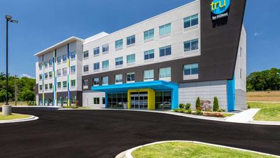Tru by Hilton Seneca Clemson