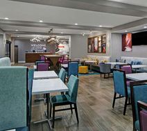 Hampton Inn Weslaco Lobby
