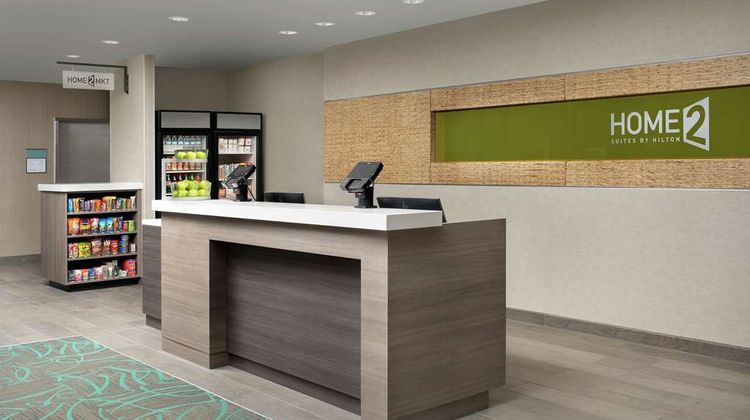 Home2 Suites by Hilton Phoenix Airport S Lobby