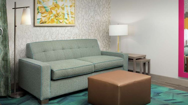 Home2 Suites by Hilton Phoenix Airport S Room
