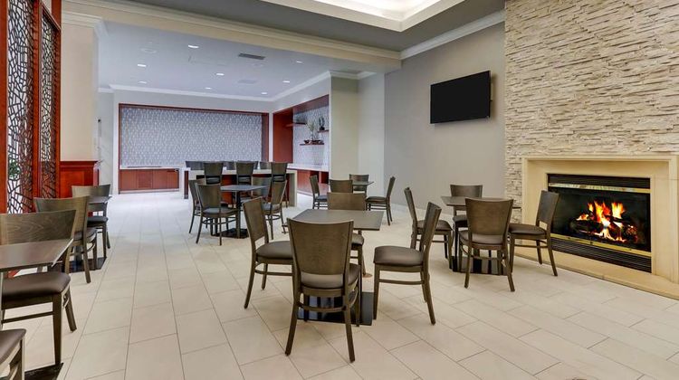 DoubleTree by Hilton St Louis Forest Prk Restaurant
