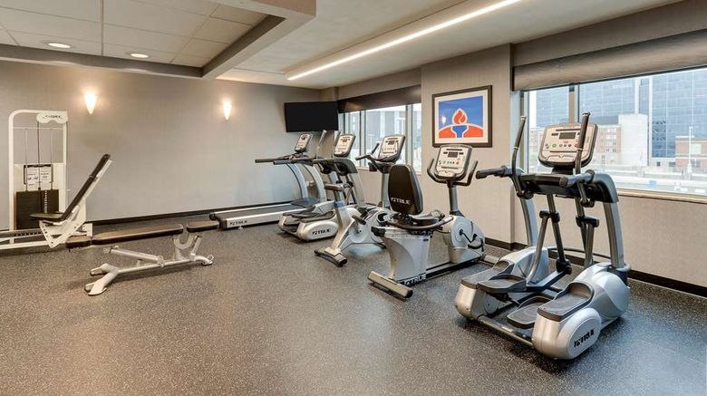 <b>DoubleTree by Hilton St Louis Forest Prk Health</b>. Images powered by <a href="https://iceportal.shijigroup.com/" title="IcePortal" target="_blank">IcePortal</a>.