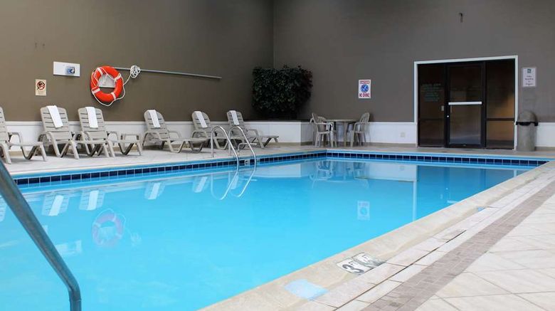 <b>Ramada by Wyndham North Platte Pool</b>. Images powered by <a href="https://iceportal.shijigroup.com/" title="IcePortal" target="_blank">IcePortal</a>.