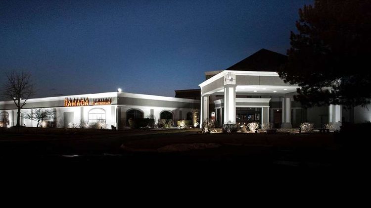Ramada by Wyndham North Platte Exterior