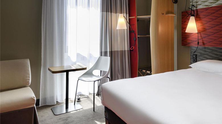 <b>Ibis Regensburg Zentrum Room</b>. Images powered by <a href="https://iceportal.shijigroup.com/" title="IcePortal" target="_blank">IcePortal</a>.