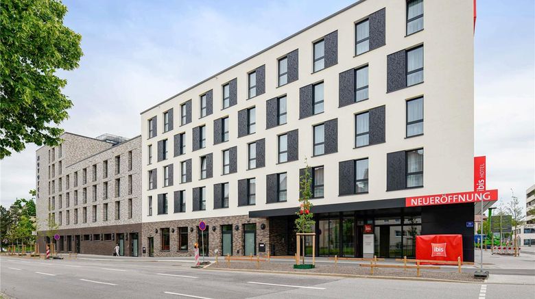 <b>Ibis Regensburg Zentrum Exterior</b>. Images powered by <a href="https://iceportal.shijigroup.com/" title="IcePortal" target="_blank">IcePortal</a>.