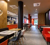 Ibis Regensburg Zentrum Exterior