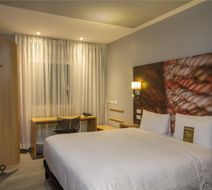 Ibis Quito Room