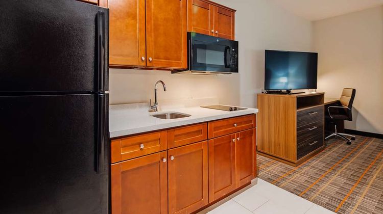 Best Western Ingleside Inn & Suites Room
