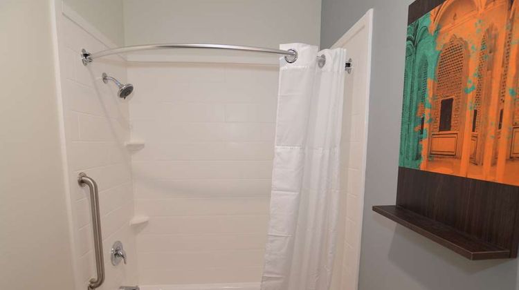 Best Western Ingleside Inn & Suites Suite