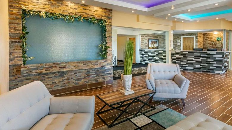 <b>Quality Inn Rawlins Lobby</b>. Images powered by <a href="https://iceportal.shijigroup.com/" title="IcePortal" target="_blank">IcePortal</a>.