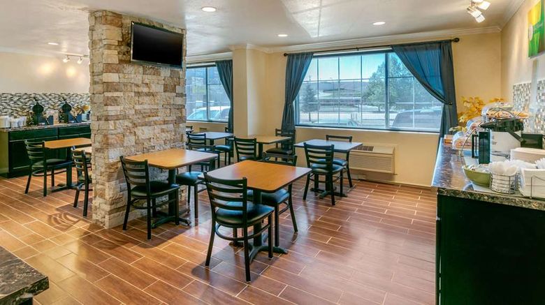 <b>Quality Inn Rawlins Restaurant</b>. Images powered by <a href="https://iceportal.shijigroup.com/" title="IcePortal" target="_blank">IcePortal</a>.