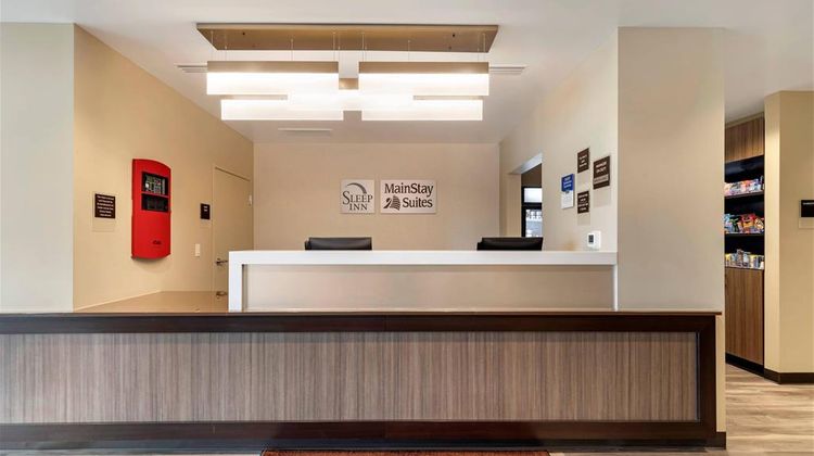 MainStay Suites Lancaster Dallas South Lobby