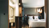 Hotel Oceania Paris Porte de Versailles Suite