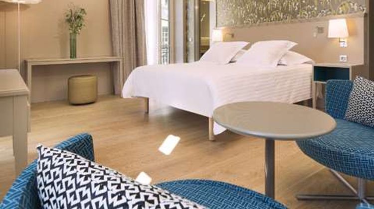 Hotel Oceania Hotel de France Room
