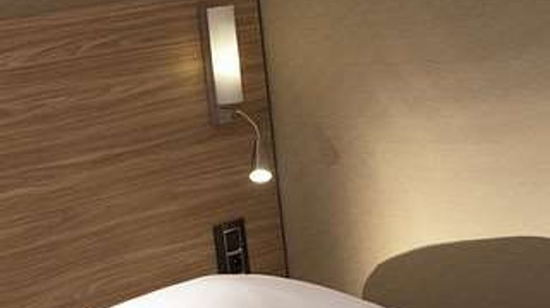 <b>Hotel Escale Oceania Pornichet Room</b>. Images powered by <a href="https://iceportal.shijigroup.com/" title="IcePortal" target="_blank">IcePortal</a>.
