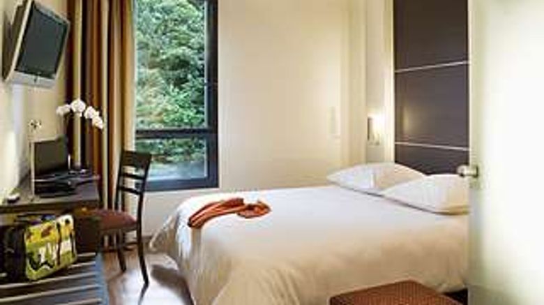 <b>Hotel Escale Oceania Rennes Room</b>. Images powered by <a href="https://iceportal.shijigroup.com/" title="IcePortal" target="_blank">IcePortal</a>.