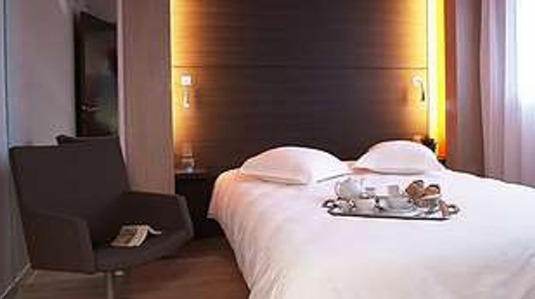 Hotel Oceania Nantes Airport Room