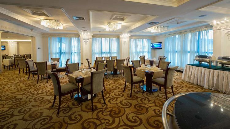 The Lilygate Restaurant