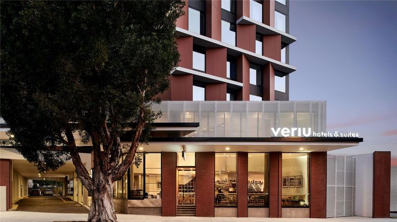 Veriu Green Square Exterior. Images powered by <a href="https://iceportal.shijigroup.com" target="_blank" rel="noopener">Ice Portal</a>.