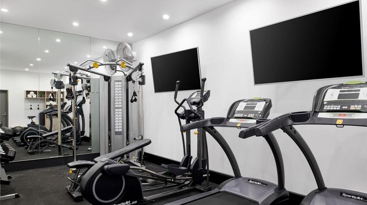 Veriu Green Square Health