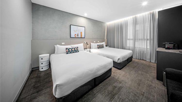 Veriu Green Square Room