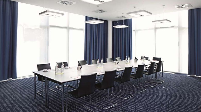 <b>Seminaris Campus Hotel Berlin Meeting</b>. Images powered by <a href="https://iceportal.shijigroup.com/" title="IcePortal" target="_blank">IcePortal</a>.