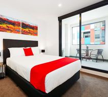 Melbourne Knox Central Apartment Hotel Room