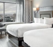 Hotel Le Concorde Quebec Room