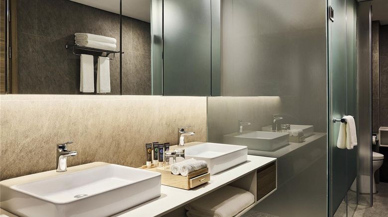 <b>Novotel Hanoi Thai Ha Room</b>. Images powered by <a href="https://iceportal.shijigroup.com/" title="IcePortal" target="_blank">IcePortal</a>.
