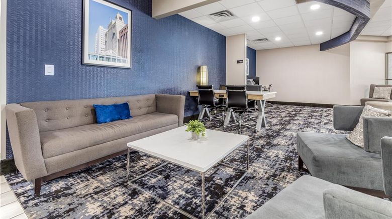 <b>Best Western Mayo Clinic Area/St Mary's Lobby</b>. Images powered by <a href="https://iceportal.shijigroup.com/" title="IcePortal" target="_blank">IcePortal</a>.
