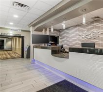 Best Western Mayo Clinic Area/St Mary's Lobby
