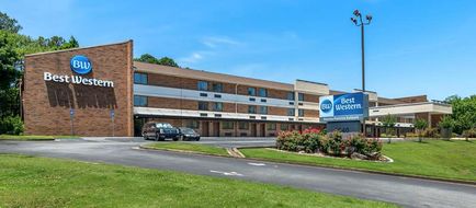 Best Western Atlanta-Marietta Ballpark Exterior