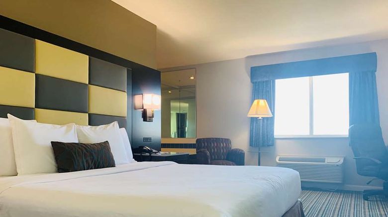 <b>SureStay Plus Hotel Best Western Redding Room</b>. Images powered by <a href="https://iceportal.shijigroup.com/" title="IcePortal" target="_blank">IcePortal</a>.