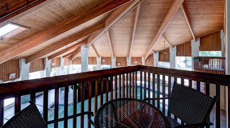 <b>SureStay Plus Hotel Best Western Redding Room</b>. Images powered by <a href="https://iceportal.shijigroup.com/" title="IcePortal" target="_blank">IcePortal</a>.