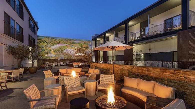 <b>Hilton Garden Inn Davis Downtown Exterior</b>. Images powered by <a href="https://iceportal.shijigroup.com/" title="IcePortal" target="_blank">IcePortal</a>.