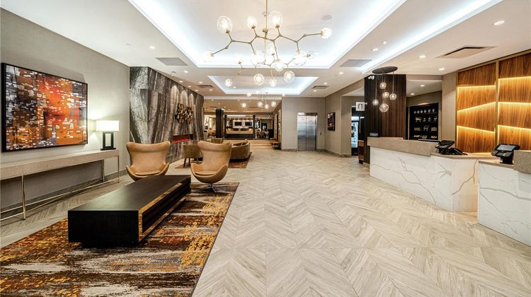 DoubleTree by Hilton Kitchener Lobby