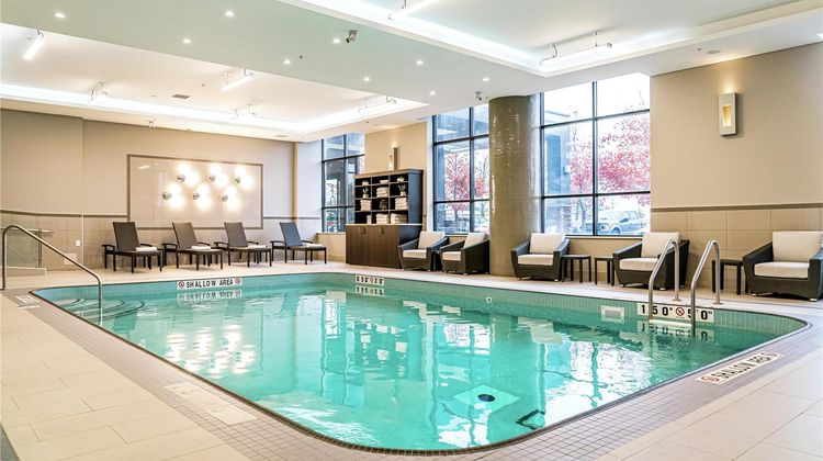 DoubleTree by Hilton Kitchener Pool